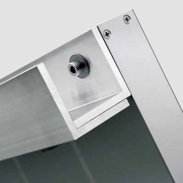 Masthalterung PoleFix S für Solarworld Offgrid